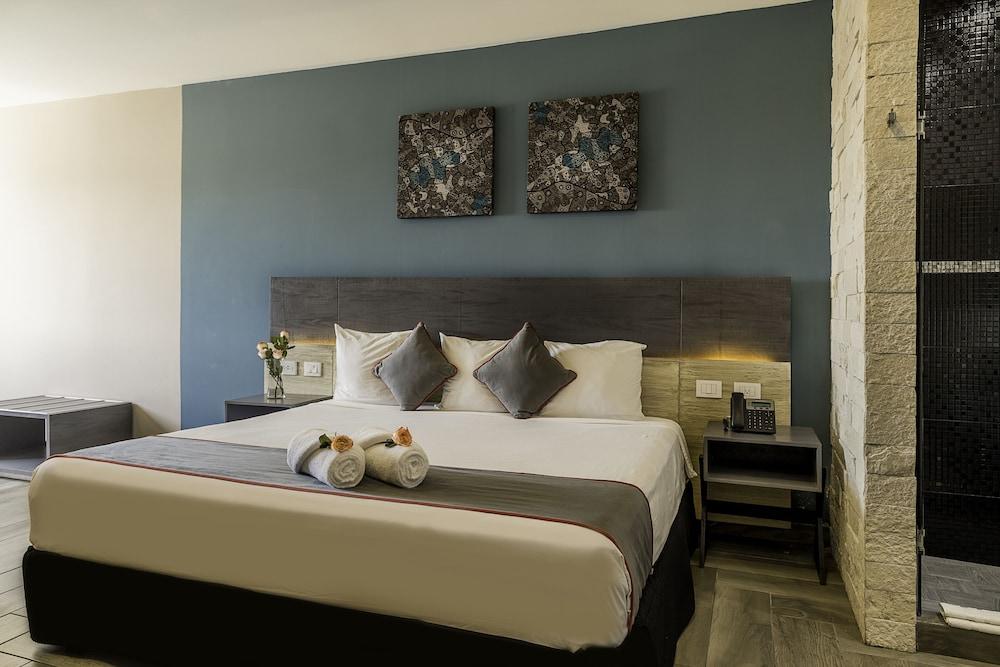 Bfh Attraction Deluxe Hotel Playa del Carmen Kültér fotó