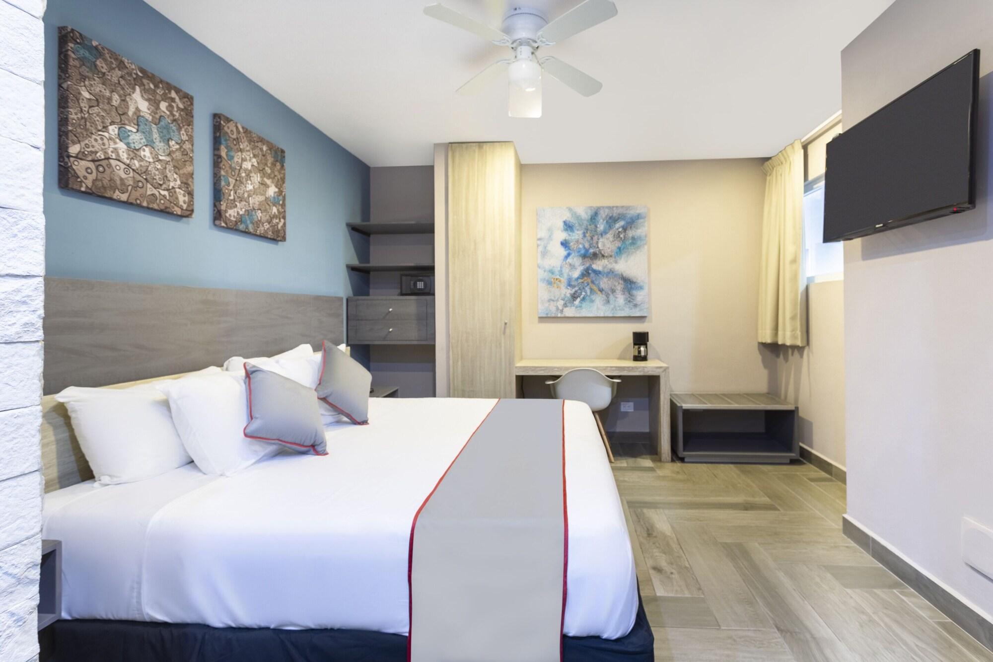 Bfh Attraction Deluxe Hotel Playa del Carmen Kültér fotó