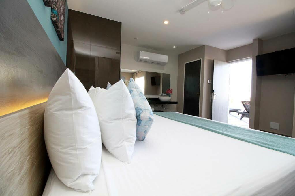 Bfh Attraction Deluxe Hotel Playa del Carmen Kültér fotó