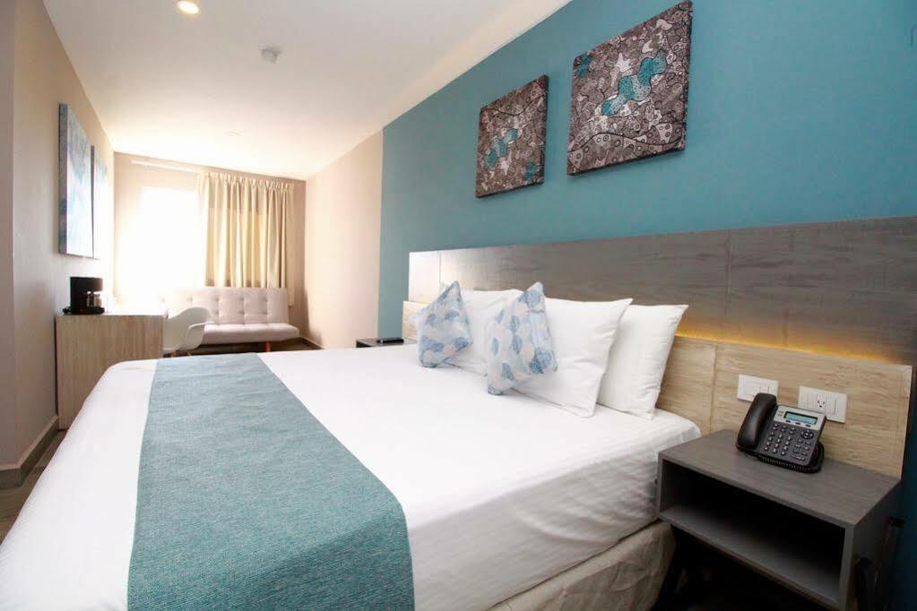 Bfh Attraction Deluxe Hotel Playa del Carmen Kültér fotó